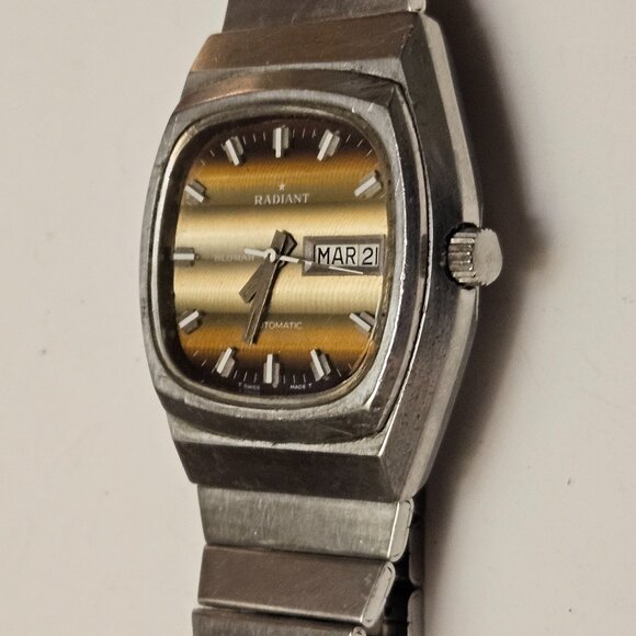 VINTAGE 70s Radiant Automatic Day/Date Swiss Tonneau Watch | Retro Blumar - Picture 1 of 16